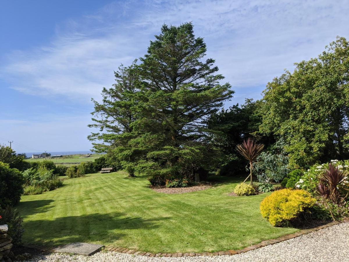 Cosy, Coastal Retreat With A Large Garden Villa Monreith Екстериор снимка